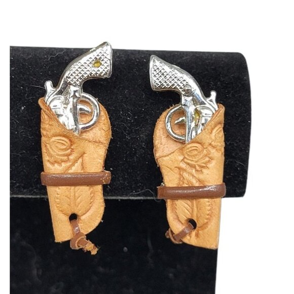 Six-Shooter Pistols Clip On Earring Leather Hand Stitched Holster Patent Pending - Picture 1 of 7